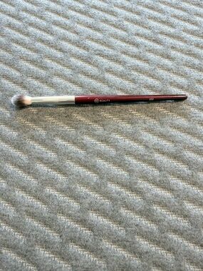Bk Beauty 202 brush